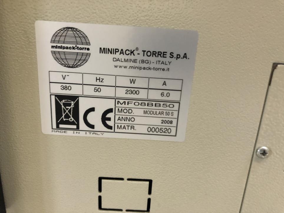 Injection molding machines and thermoforming machines -4